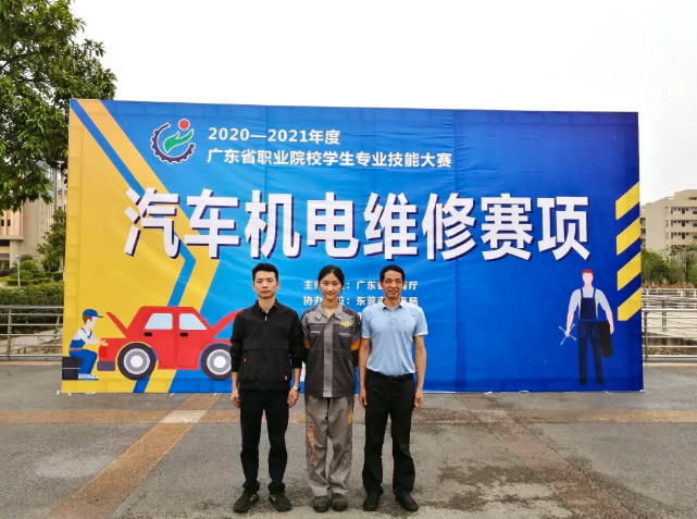 世界技能大賽數(shù)控車項(xiàng)目唯一女選手！男人都自愧不如！